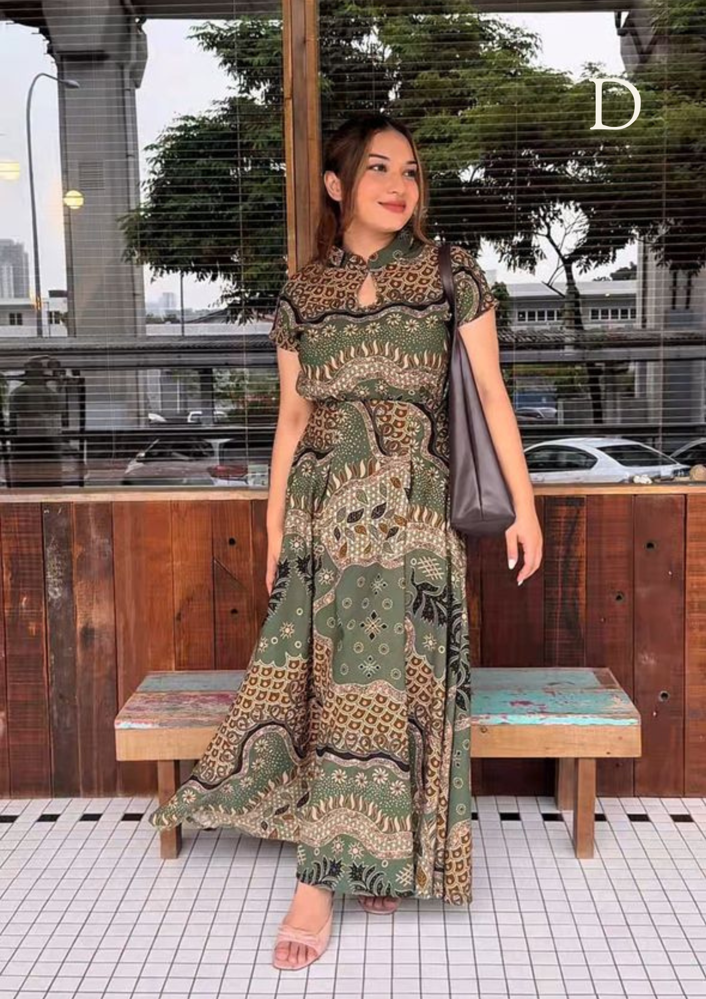 Inisaya Bisikan Bumi | Hailey Top