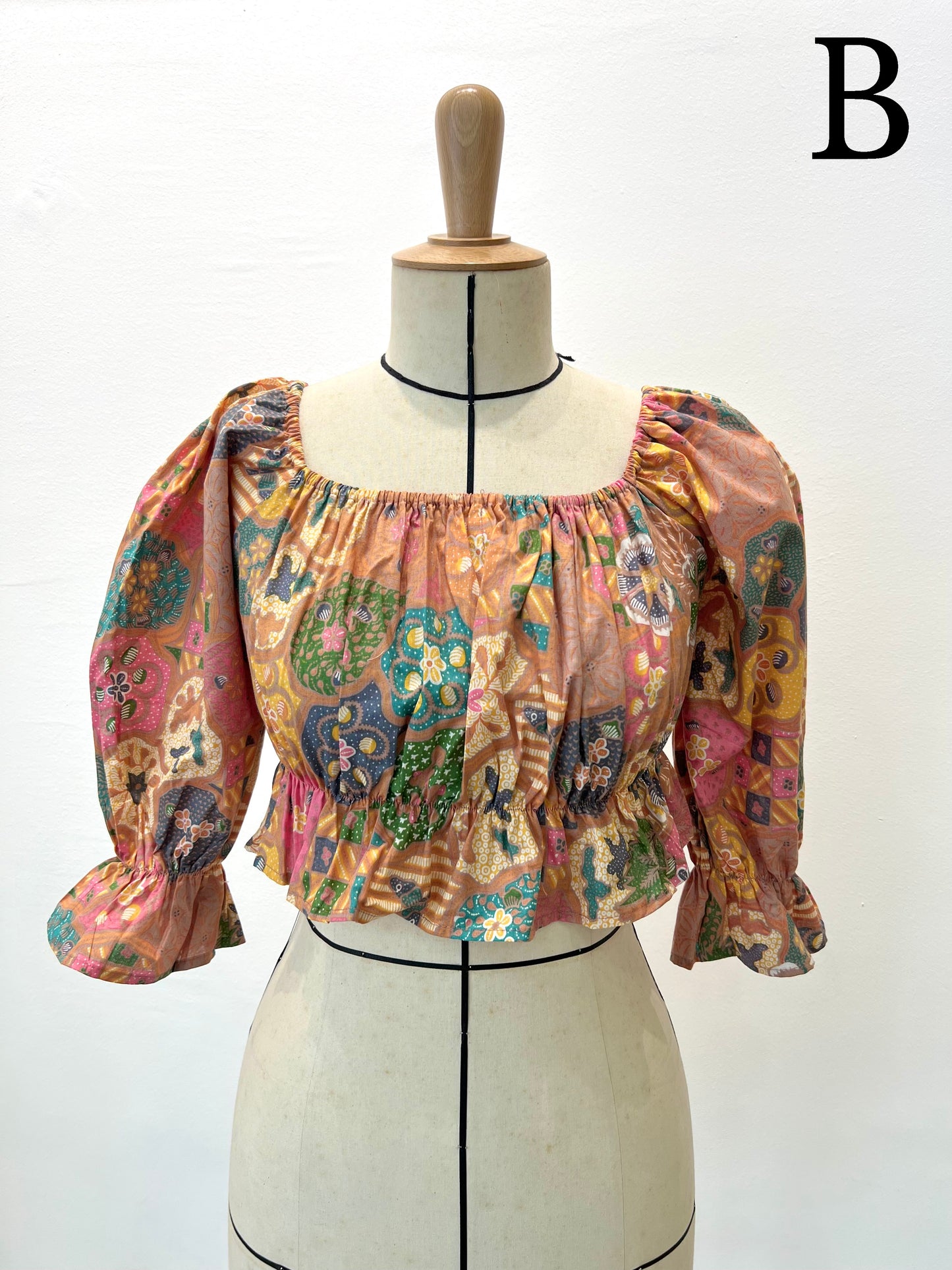 Inisaya Manis | Erin Top