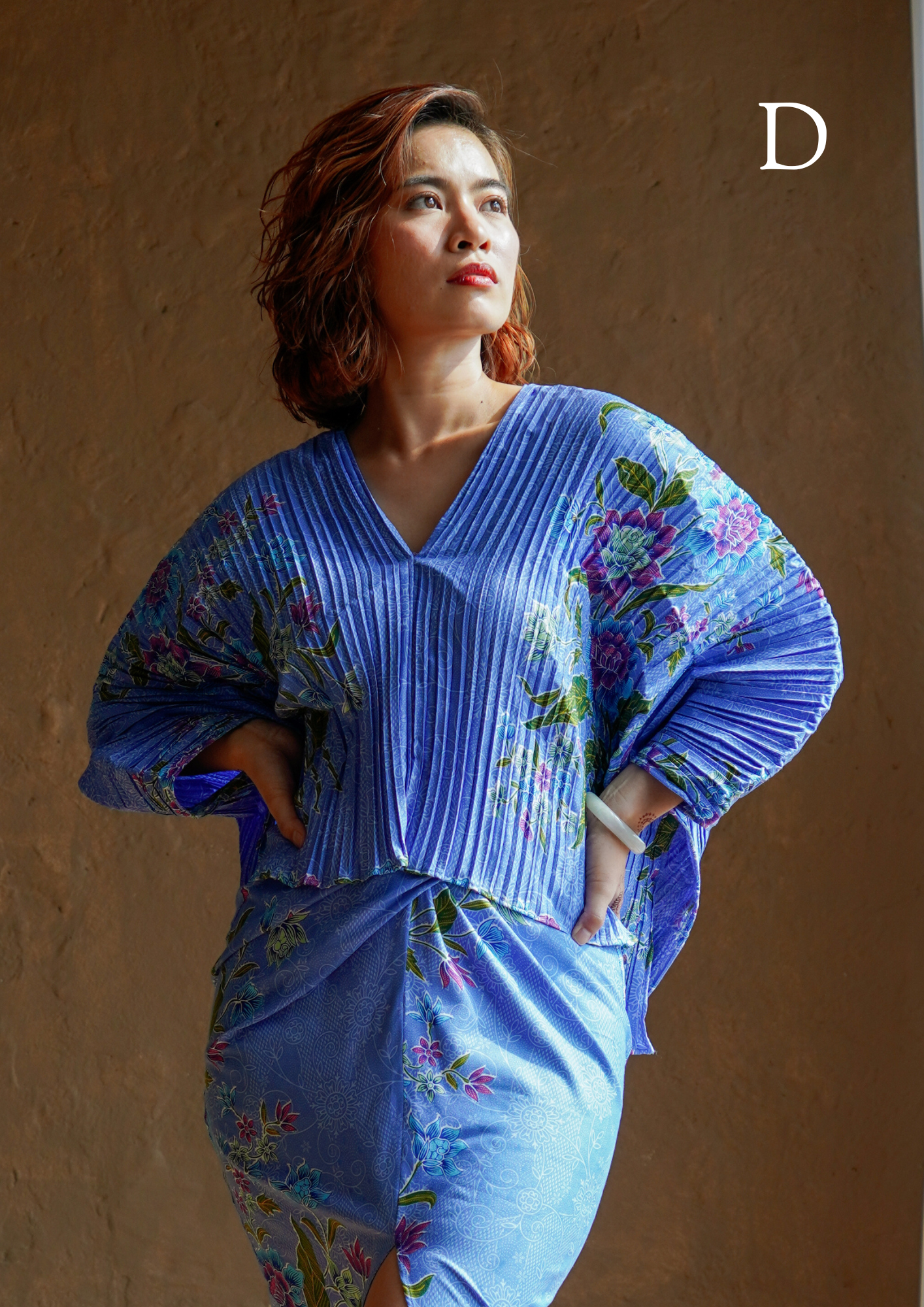 A inisaya : centrefold | Heather Top