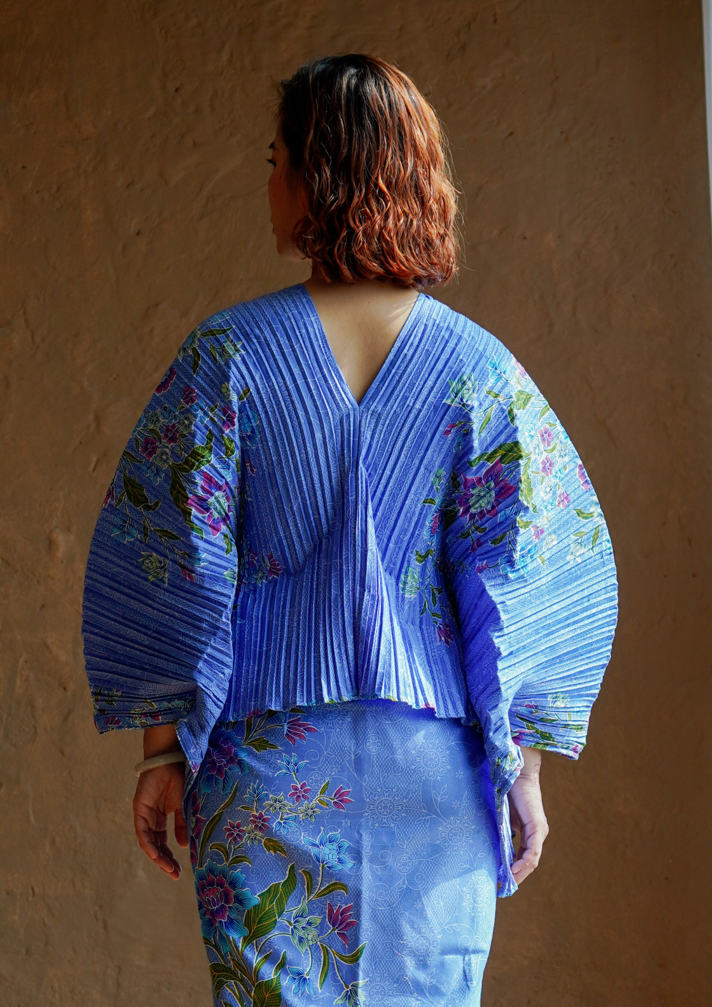 A inisaya : centrefold | Heather Top