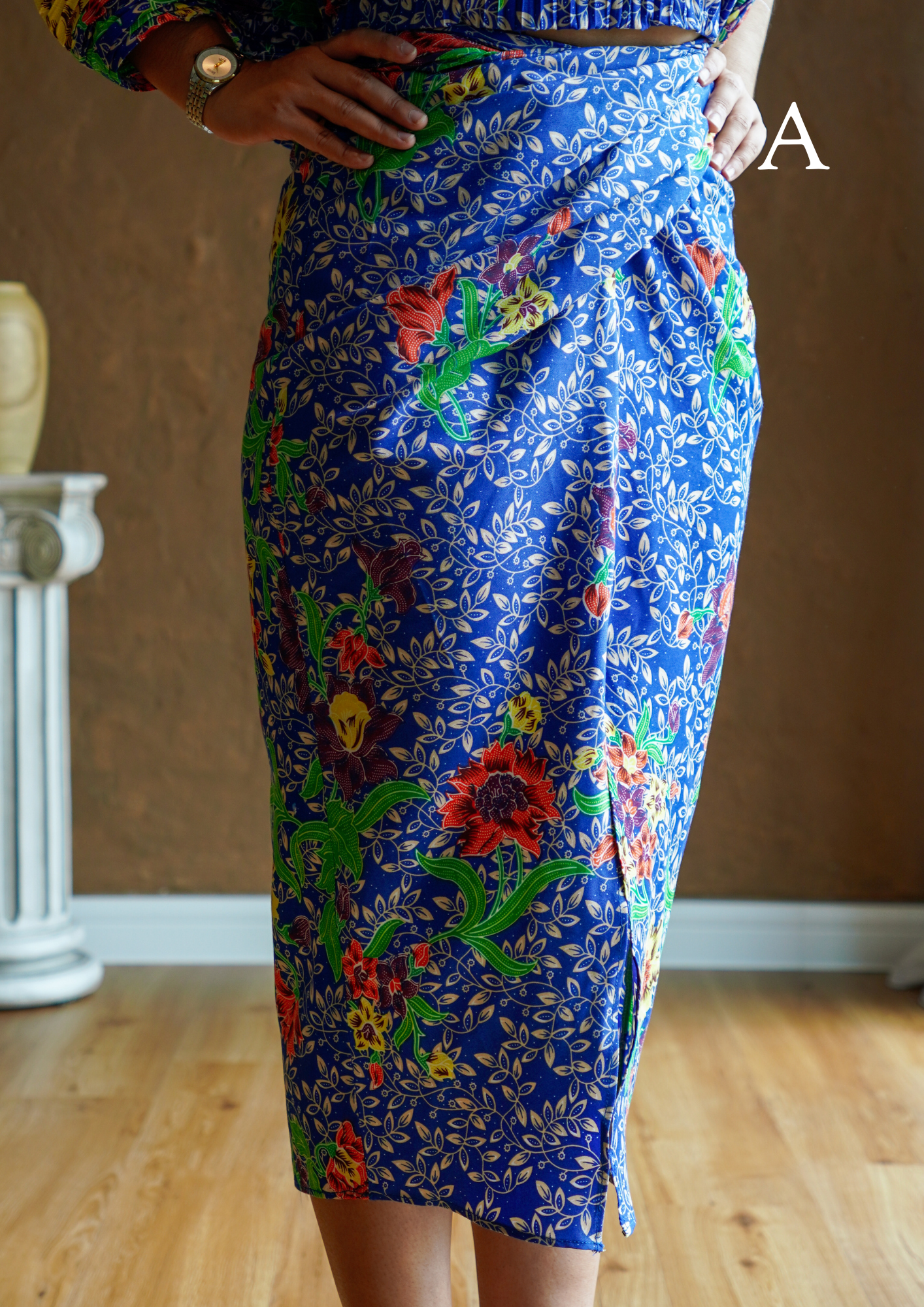A inisaya : centrefold | Lily Skirt