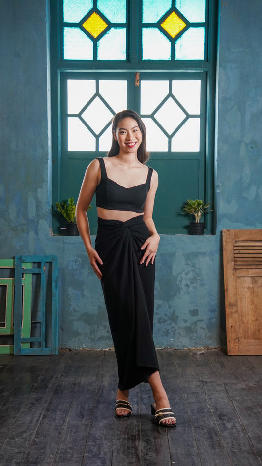 A inisaya : kopi couture | siti pario skirt ( black )